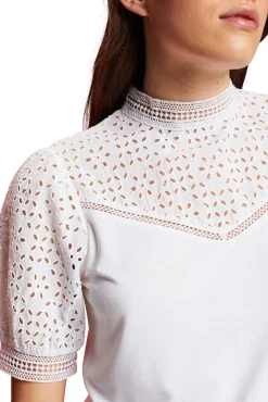 Blusa Bordada Viscosa Cuello Perkins^Esprit Best