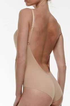 Body Sin Espalda Con Escote Pronunciado En Nude^Ivette Bridal Shop