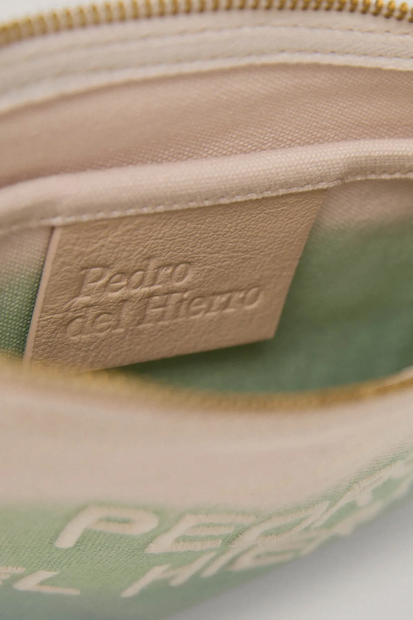 Bolso Pouch Canvas Logo Bordado^Pedro del Hierro Flash Sale