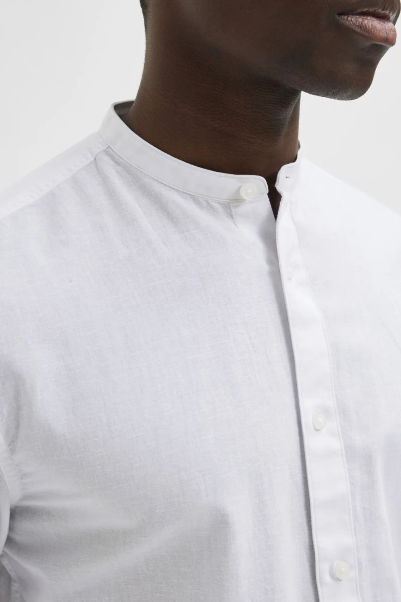 Camisa De Manga Larga Y Cuello Mao De Lino Y Algodon Organico.^Selected Fashion