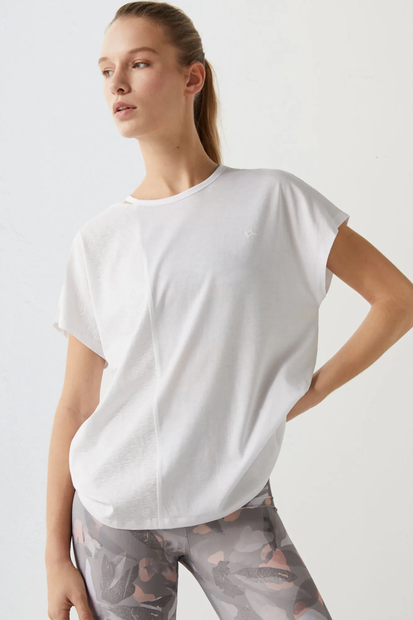 Camiseta Algodon Abertura^Dash and Stars Store