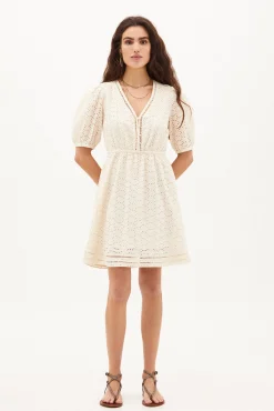 Catarina. Vestido Corto Bordado Ingles^Hoss Intropia New