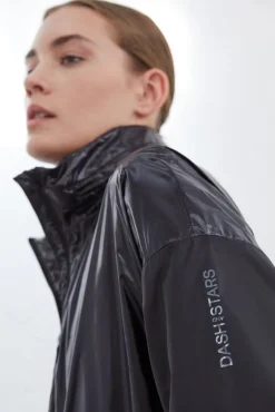 Chaqueta Water Resistant Negra^Dash and Stars Clearance