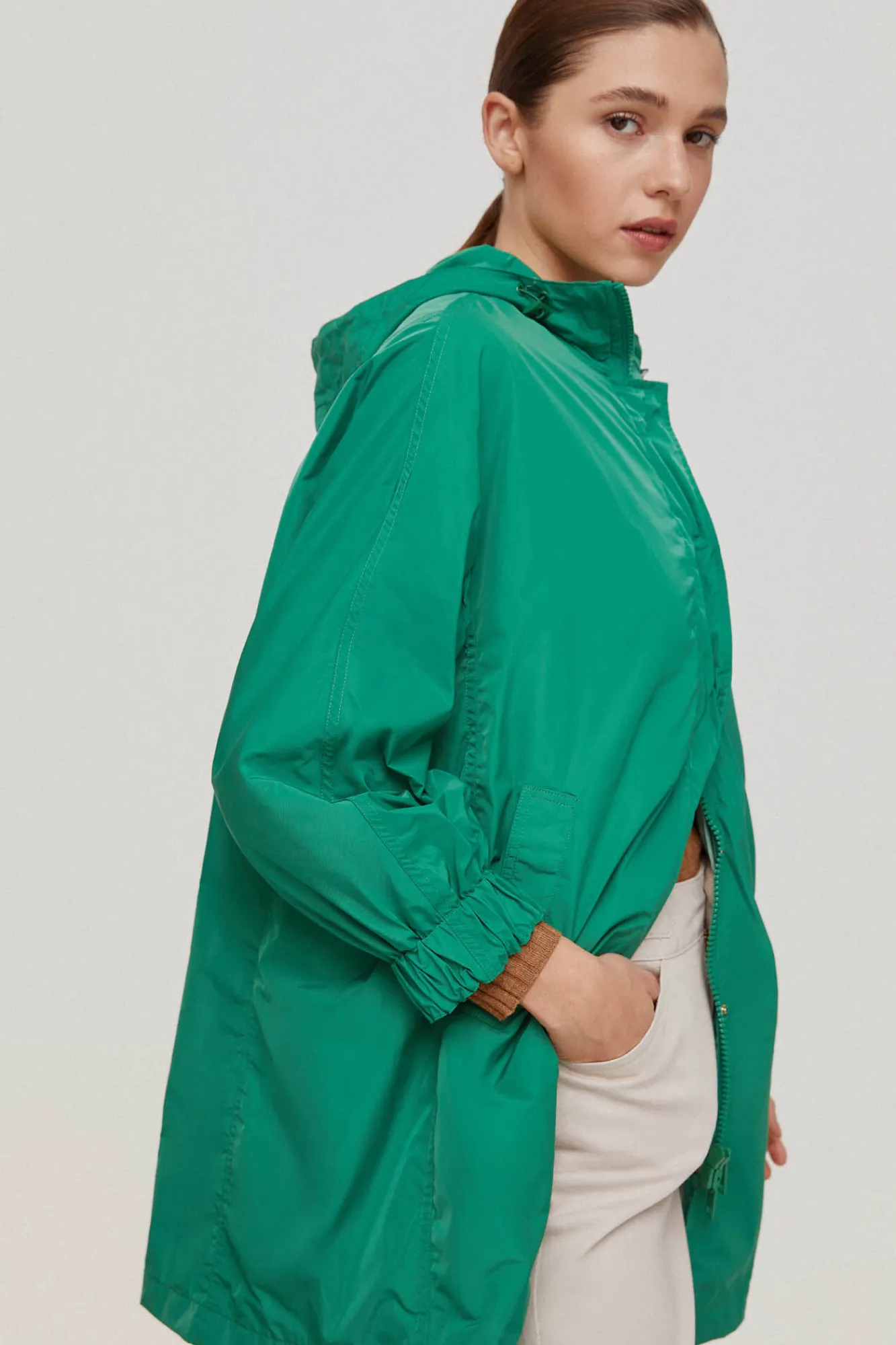 Chubasquero Capucha^Pedro del Hierro Store