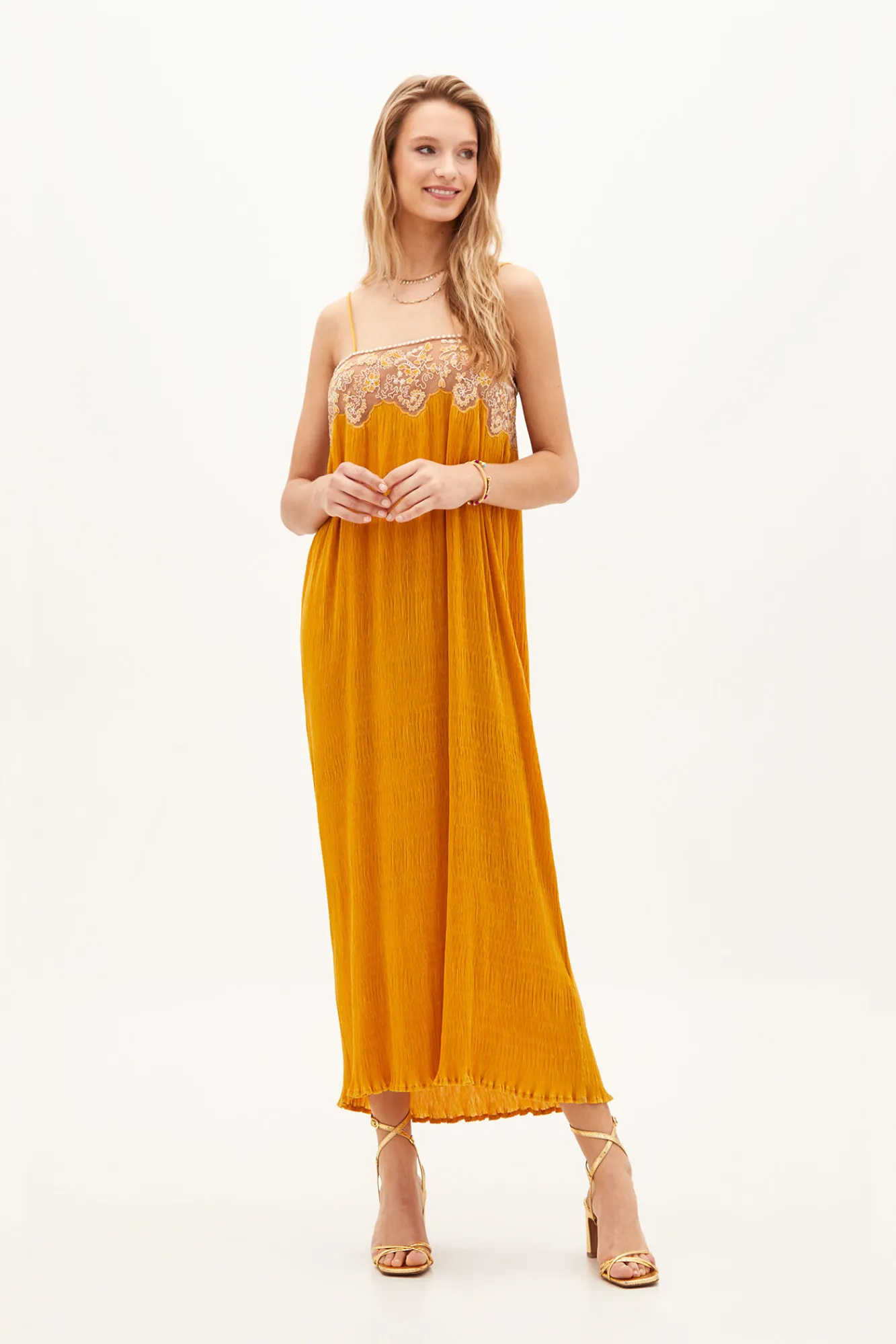 Edna. Vestido Midi Plisado^Hoss Intropia Cheap