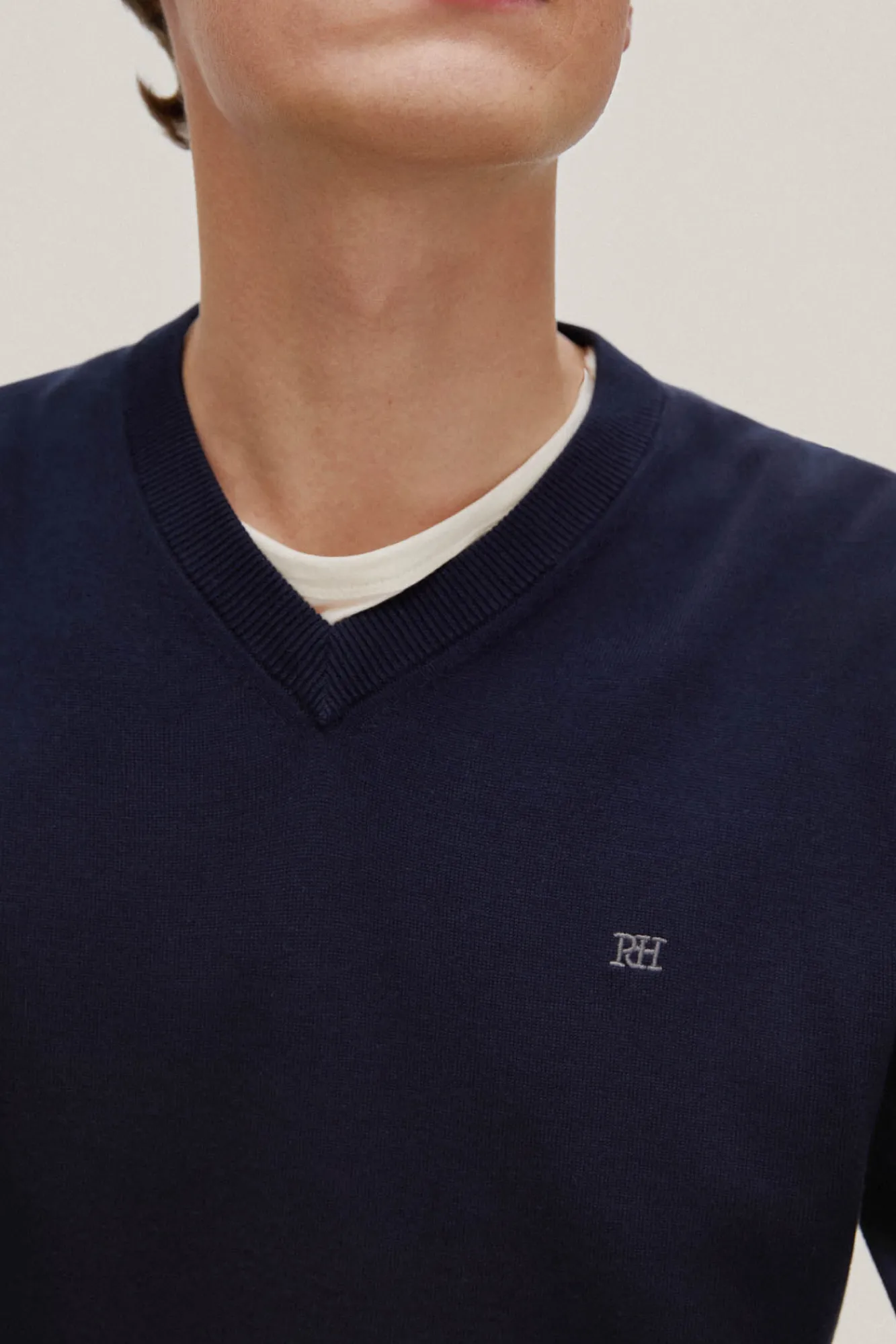 Jersey Algodon Cuello Pico Basico^Pedro del Hierro Hot