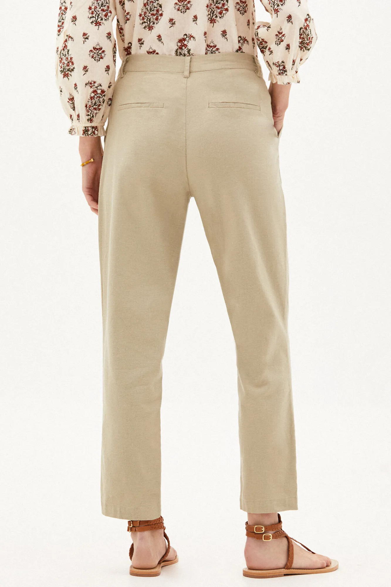 Julieta Pantalon Rustico Con Pinzas^Hoss Intropia Online