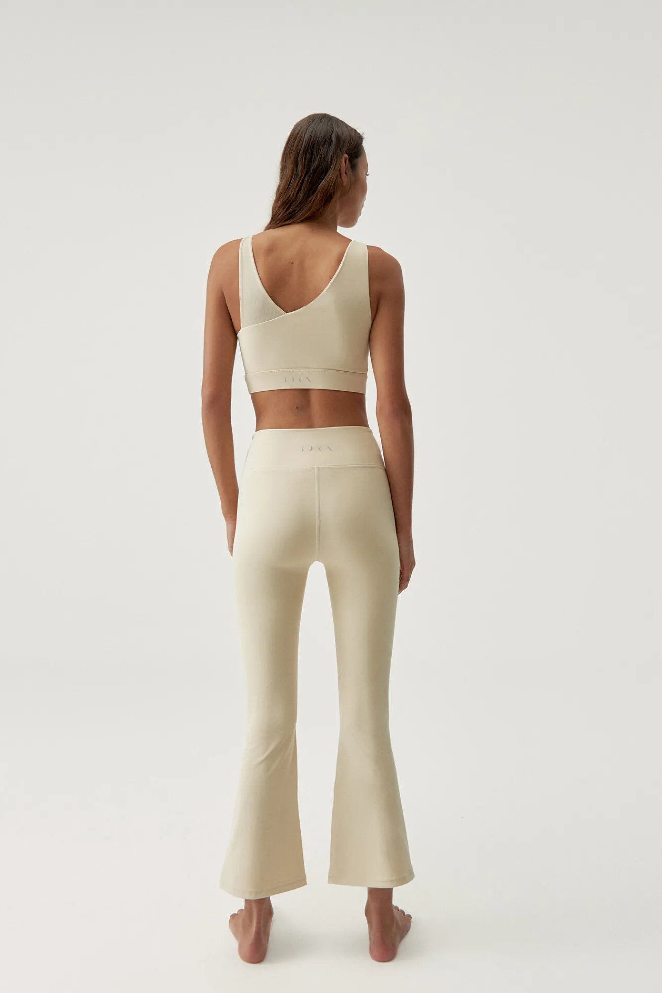 Legging Jin Flare Oat Milk^Born Living Yoga Hot