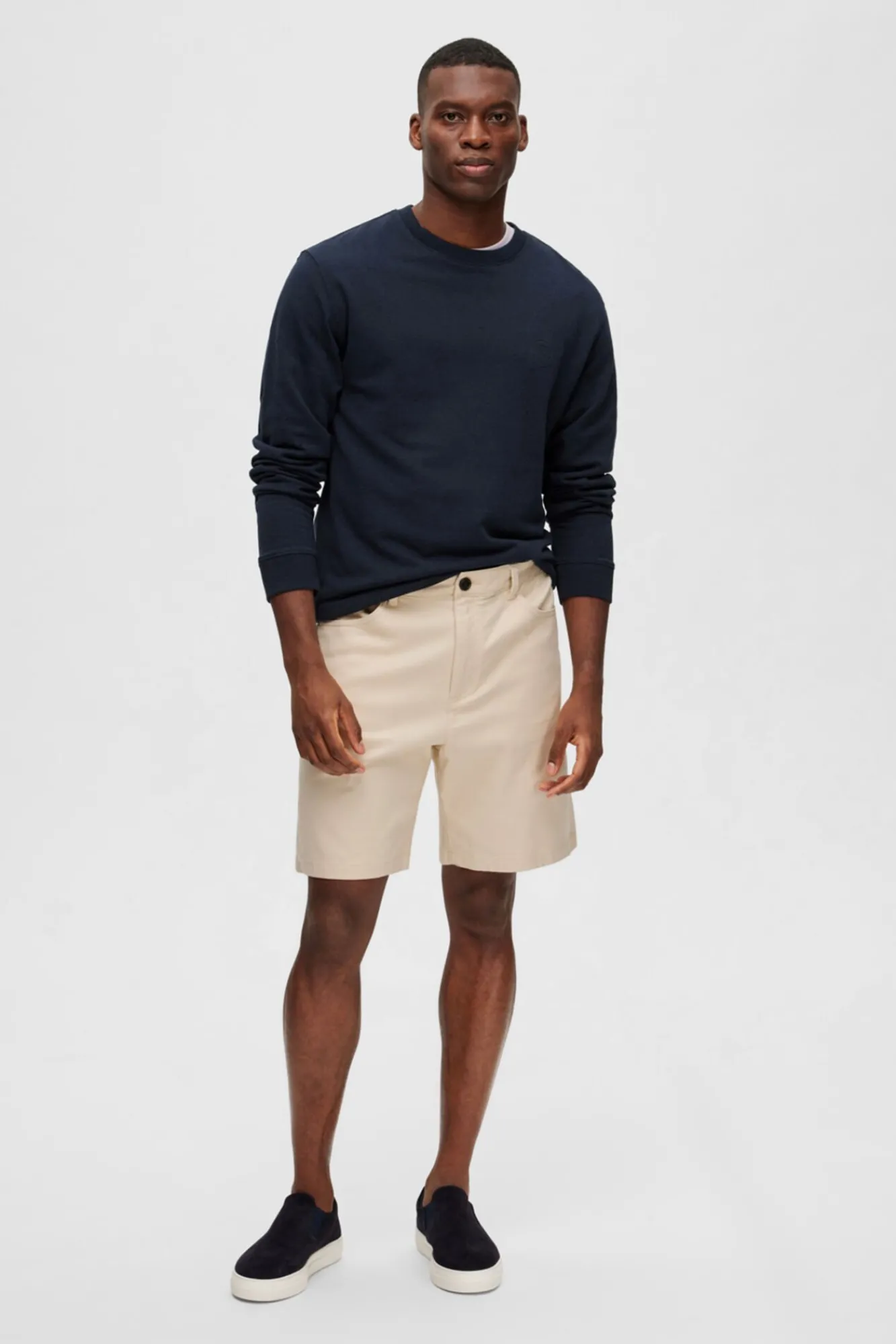 Pantalon Chino Corto De Algodon Reciclado.^Selected Best