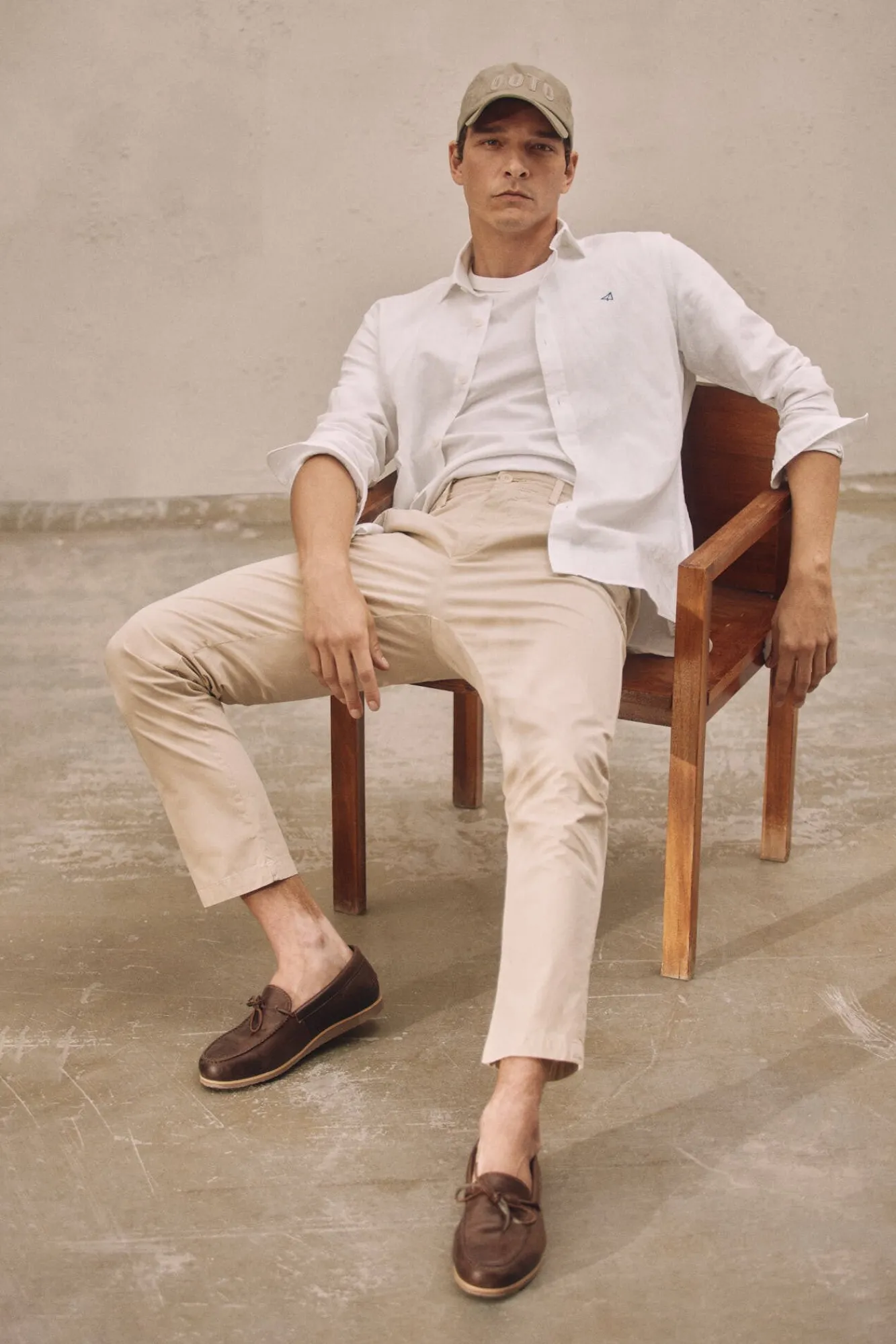 Pantalon Cropped Con Pinzas^Ooto Clearance