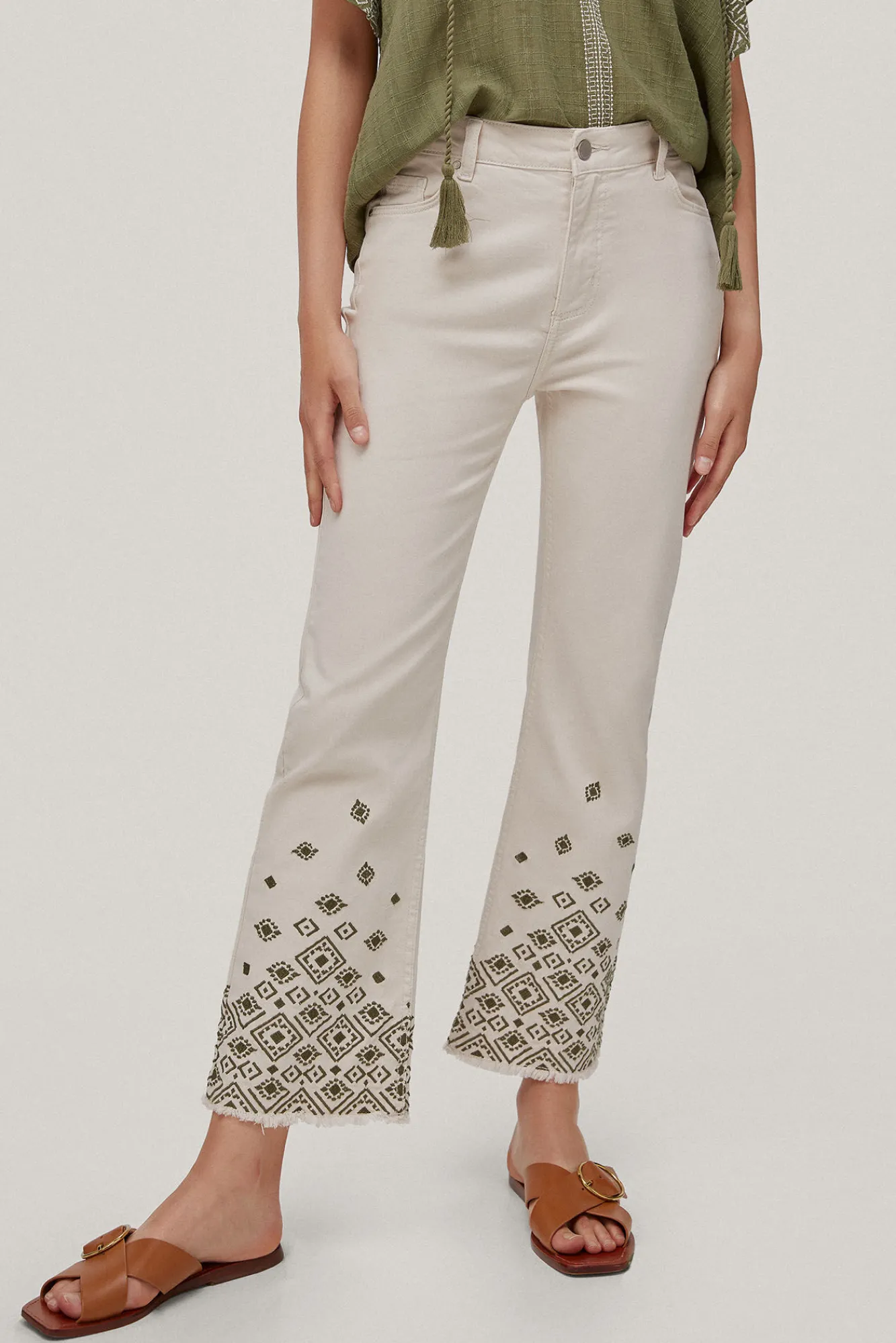 Pantalon Vaquero 5 Bolsillos Flare Fit Bordado^Pedro del Hierro Cheap