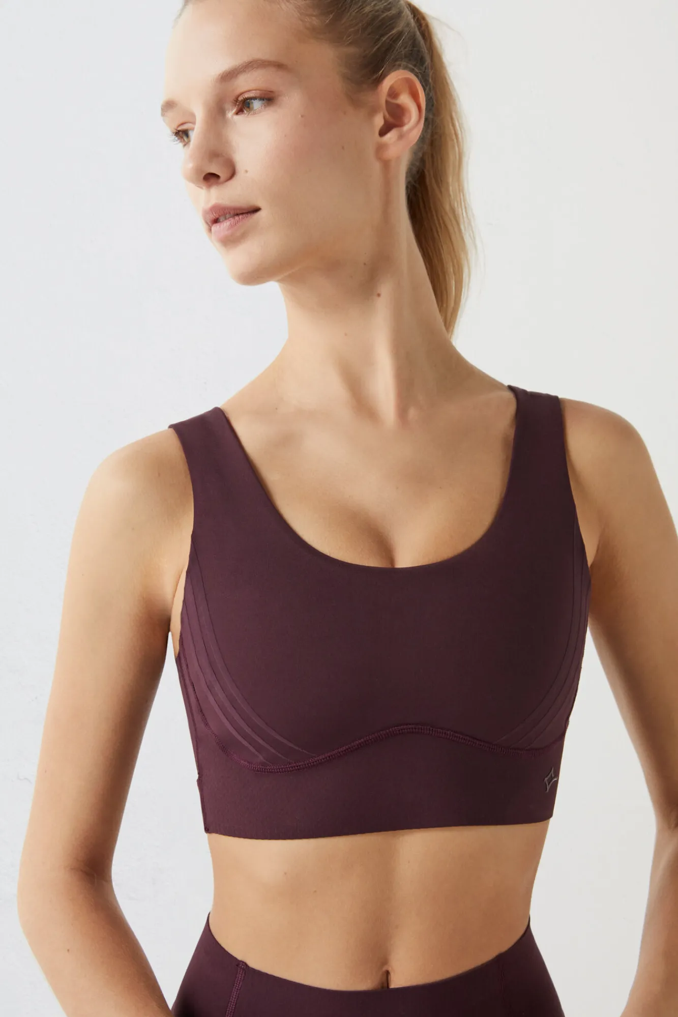 Sujetador Deportivo Morado Power Sculpt^Dash and Stars Store
