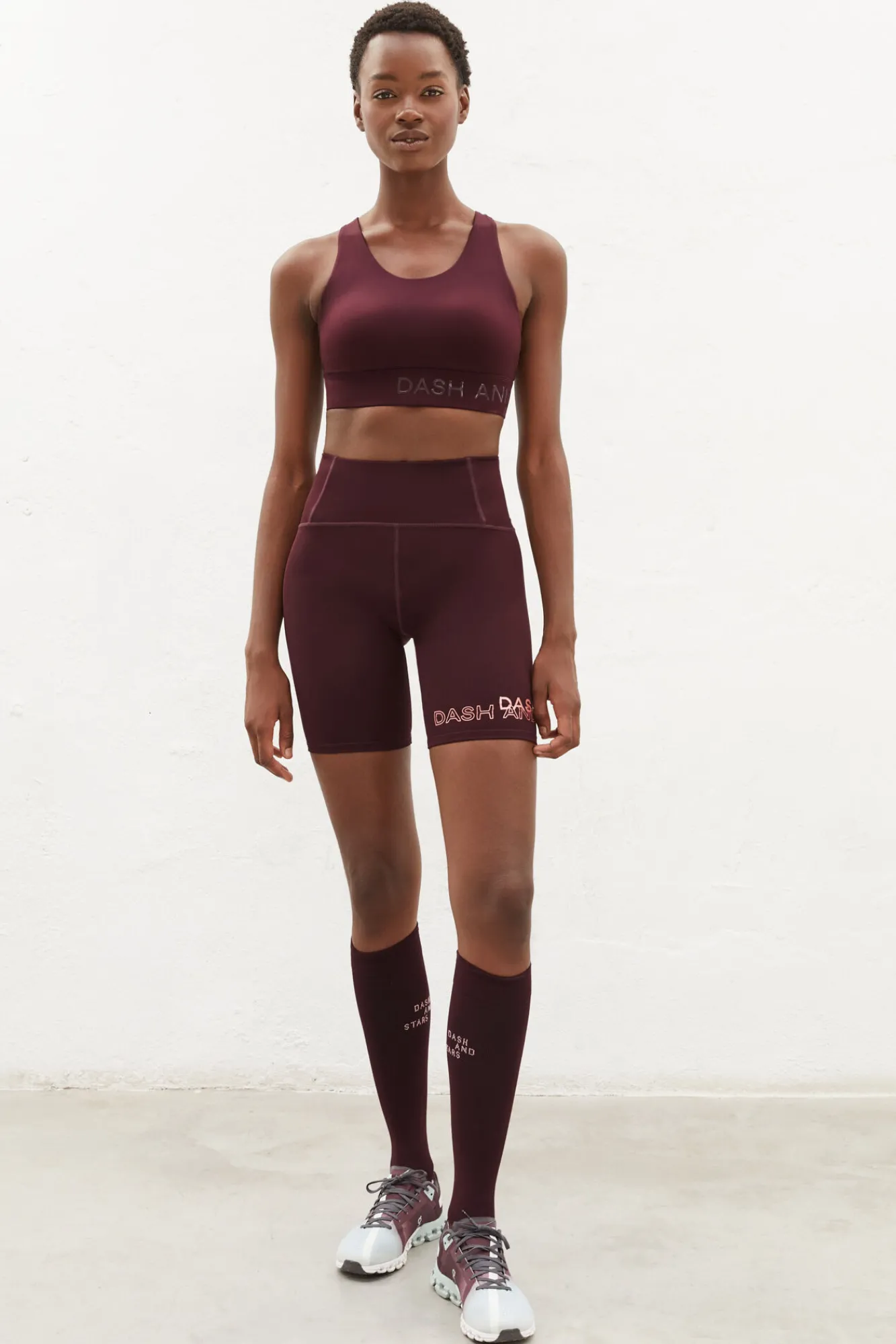 Sujetador Deportivo Morado 4D Stretch^Dash and Stars Outlet