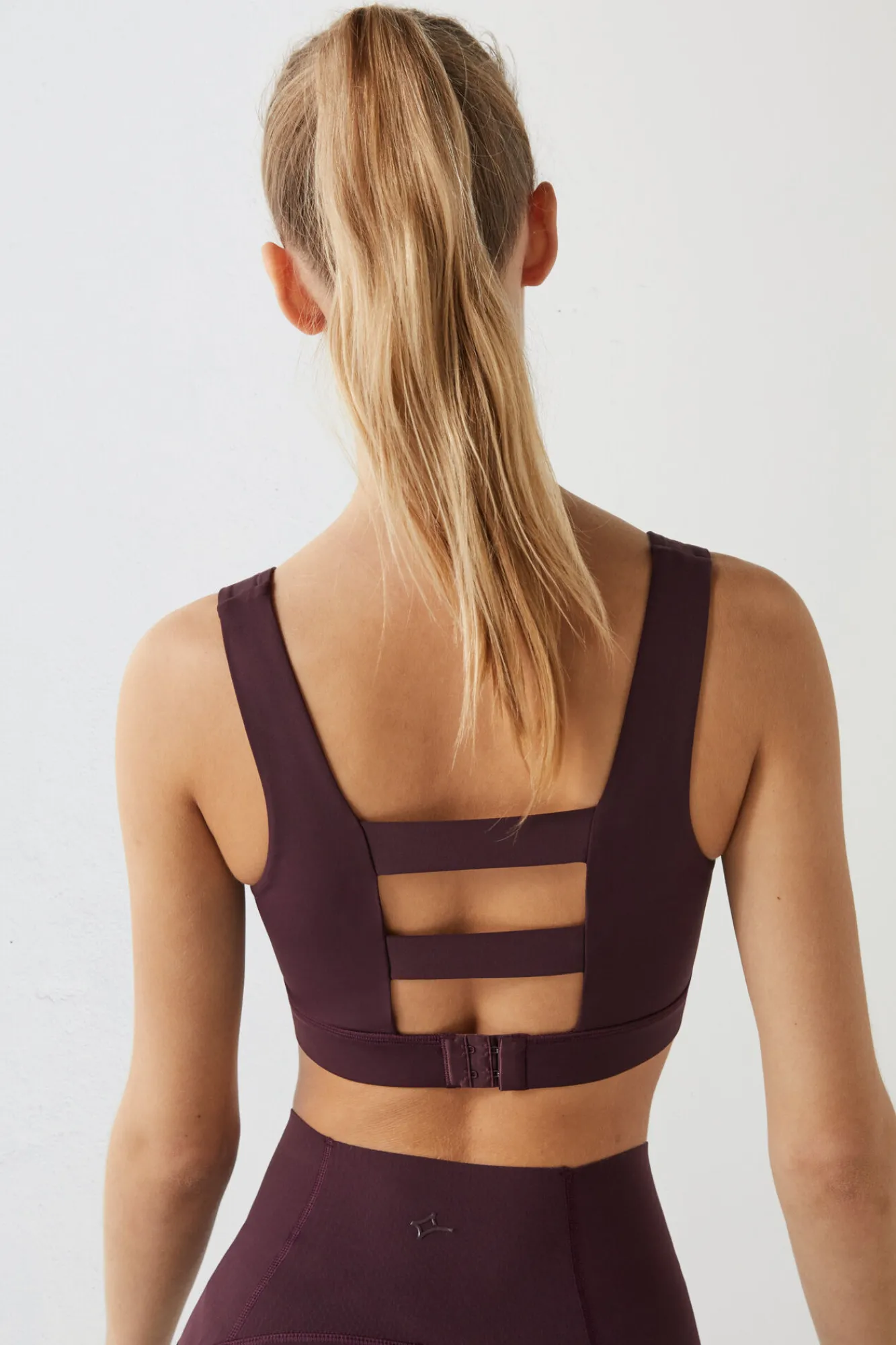 Sujetador Deportivo Morado Power Sculpt^Dash and Stars Store