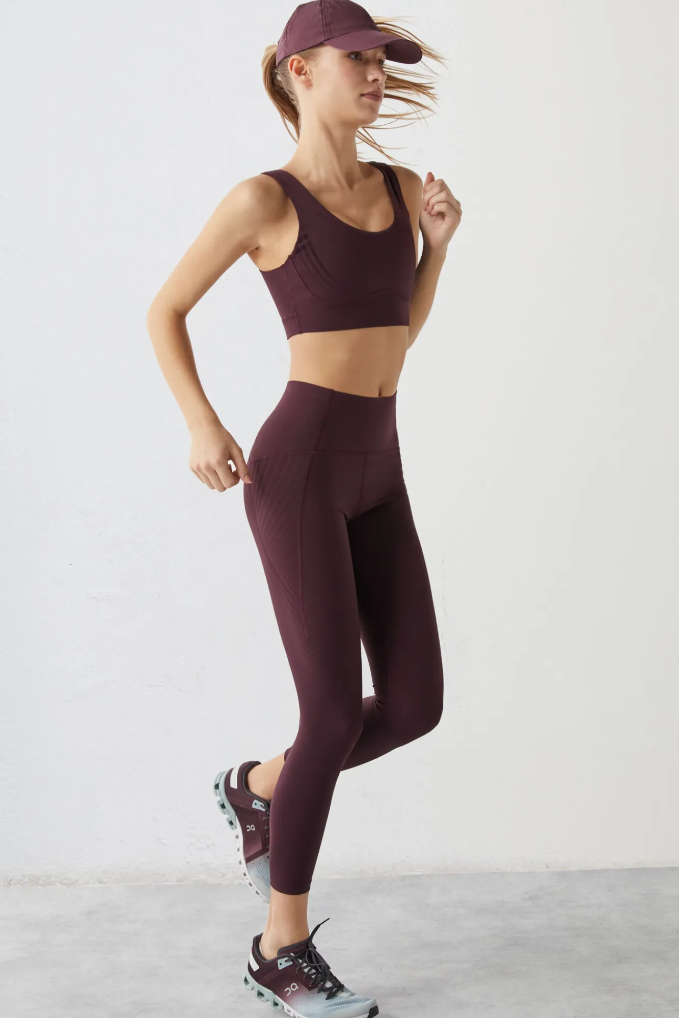 Sujetador Deportivo Morado Power Sculpt^Dash and Stars Store