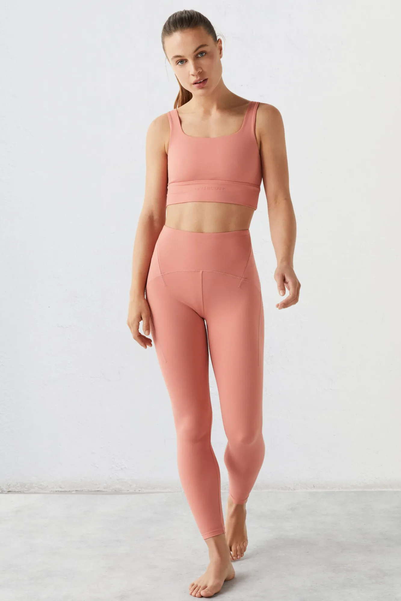 Sujetador Top Rosa Soft Move^Dash and Stars Shop