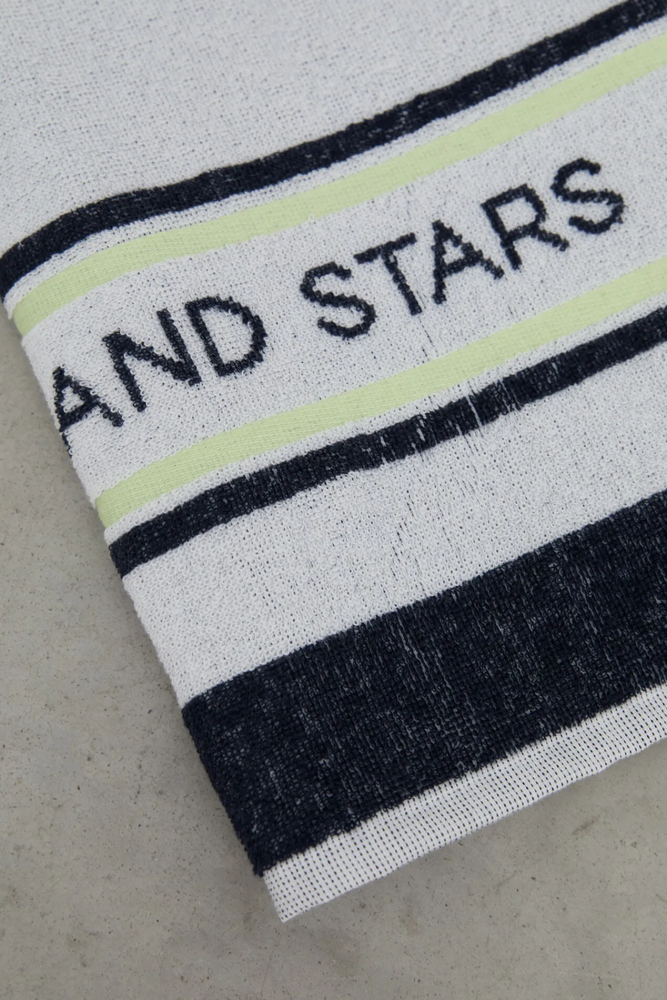 Toalla Blanca Rizo Ligera^Dash and Stars Store